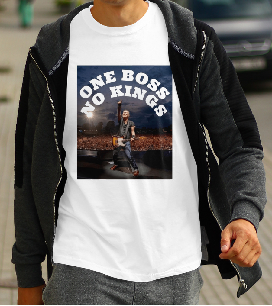 One Boss No Kings Bruce Springsteen Live Concert Crowd Performance T-Shirt