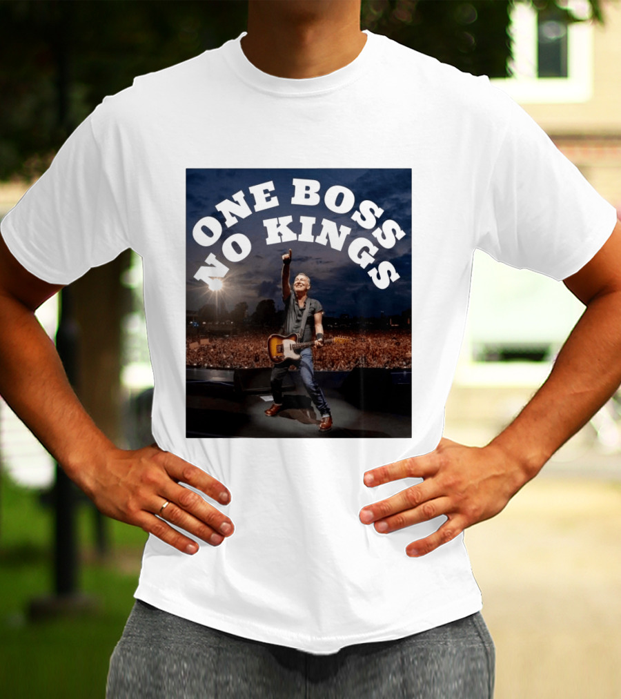 One Boss No Kings Bruce Springsteen Live Concert Crowd Performance T-Shirt