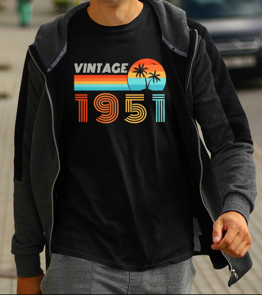 Vintage 1951 Palm Sunset Retro Seventies T-Shirt