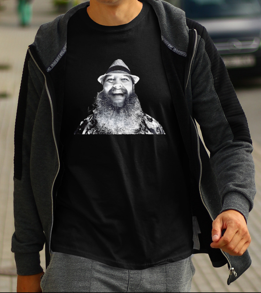 Bray Wyatt WWE Smiling In Straw Hat Iconic Wrestling Image T-Shirt