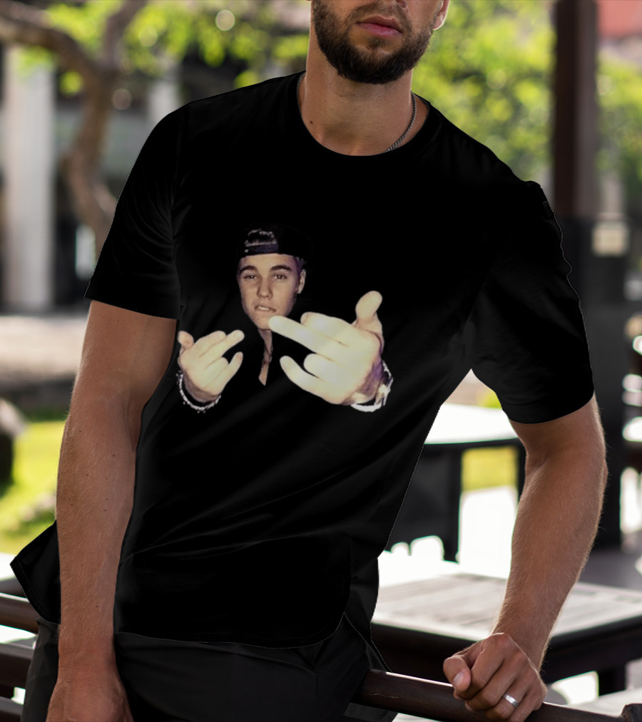 Justin Bieber Middle Finger Gesture Bold Expression T-Shirt