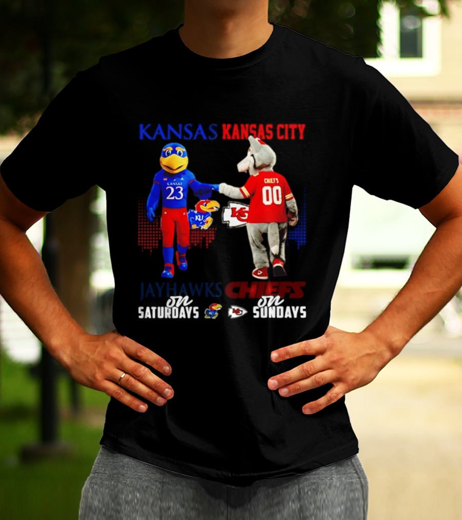 Kansas Jayhawks And Kansas City Chiefs Mascots Fist Bump 23 Vs 00 T-Shirt