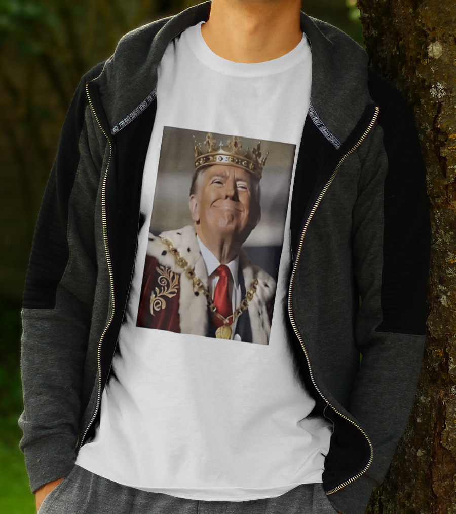 Donald Trump Crowned As King Regal Attire Red Tie Gold Crown T-Shirt