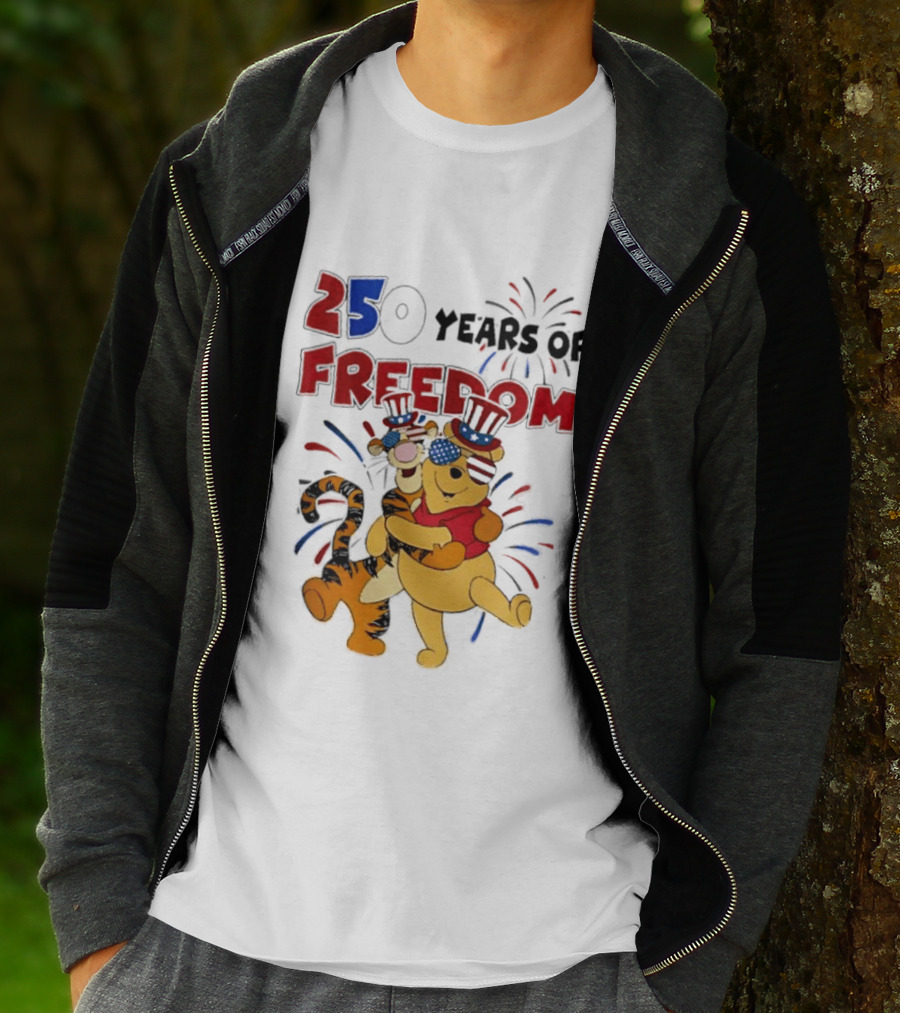 250 Years Of Freedom Winnie The Pooh And Tiger Celebration T-Shirt