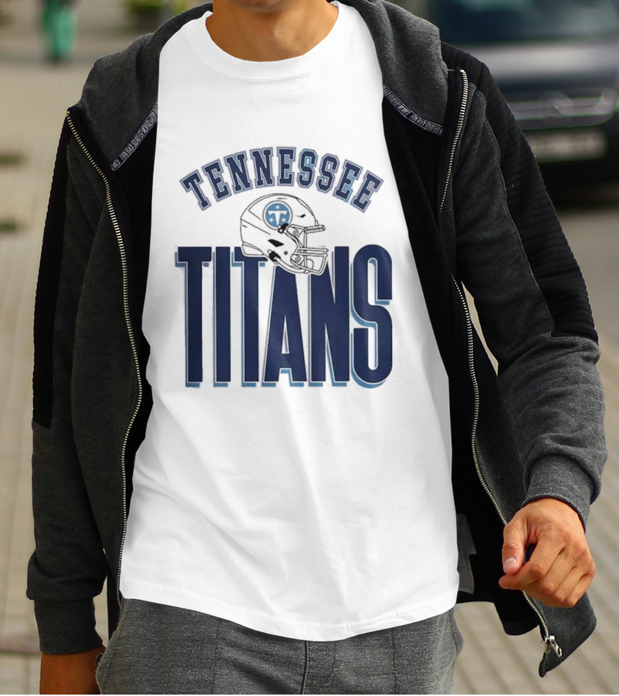 Tennessee Titans Helmet Gameday Couture Fierce Focus Relaxed Fit T-Shirt