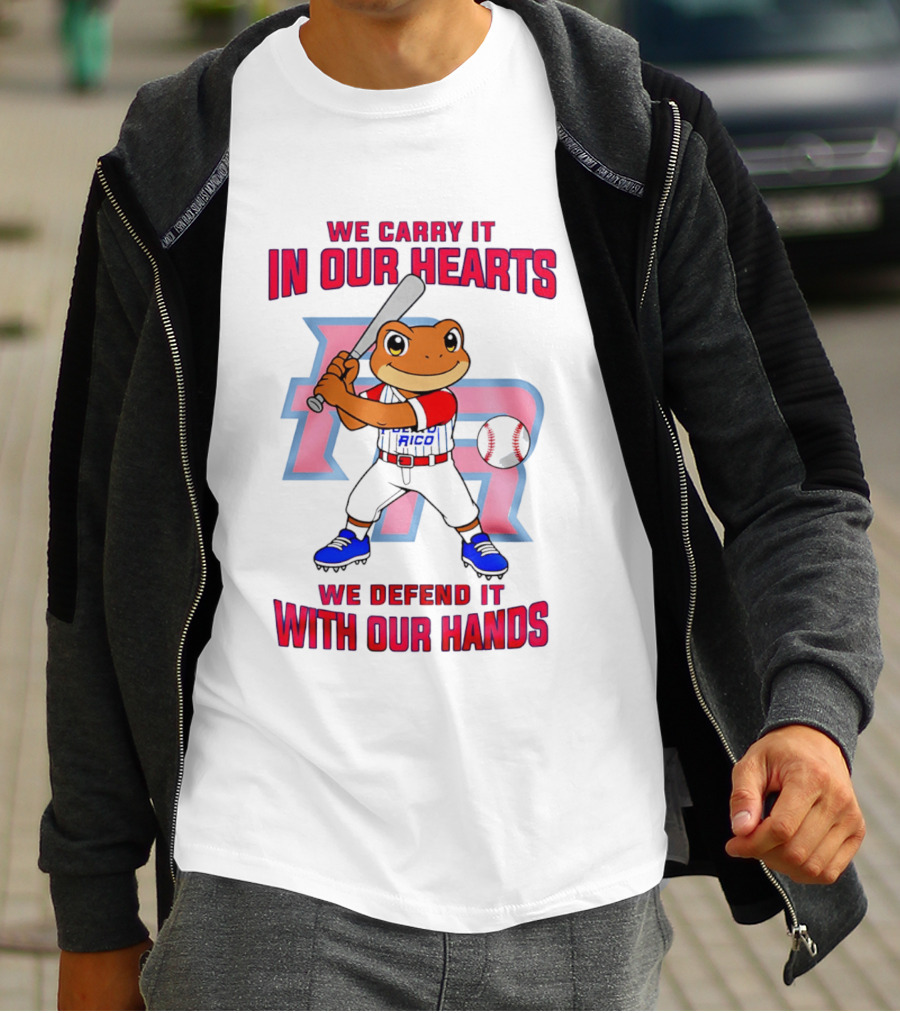 Puerto Rico We Carry It In Our Hearts We Defend It With Our Hands Baseball Frog Player T-Shirt