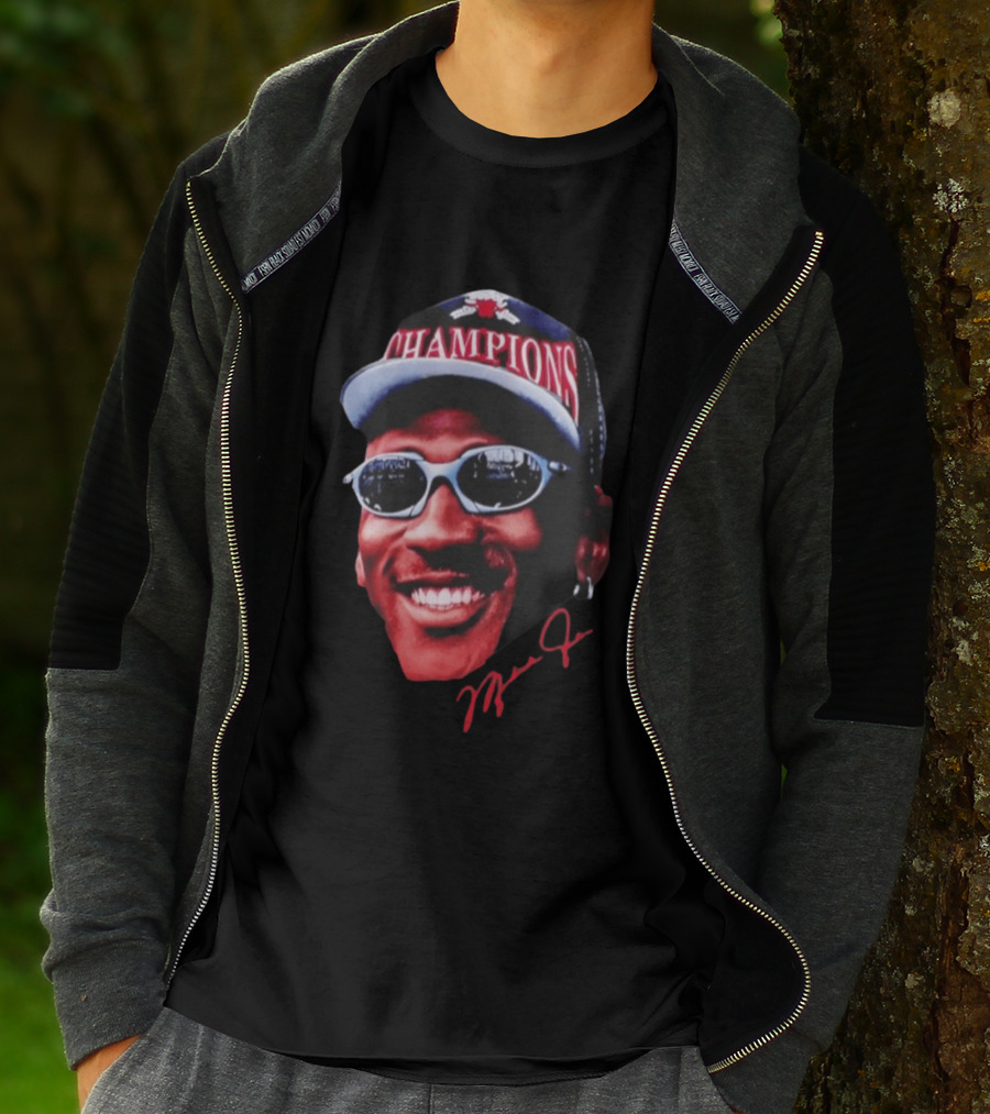 M Jordan Chicago Bulls NBA Champions Big Face T-Shirt