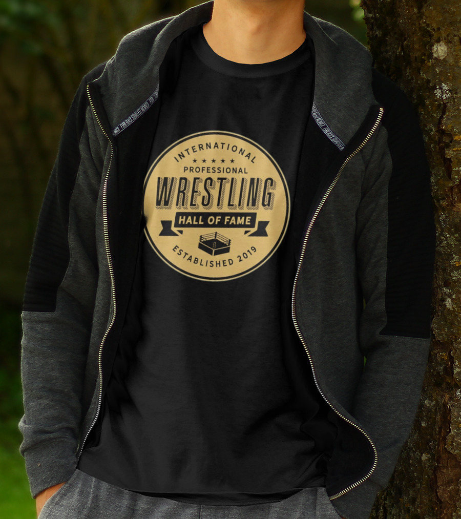 International Professional Wrestling Hall Of Fame Established 2019 Circle T-Shirt