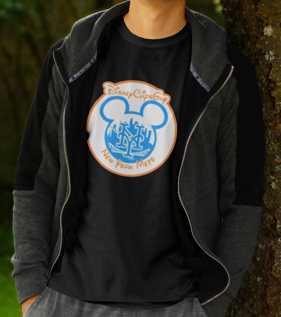 Disney Cups Guy New York Mets Mickey Ears T-Shirt