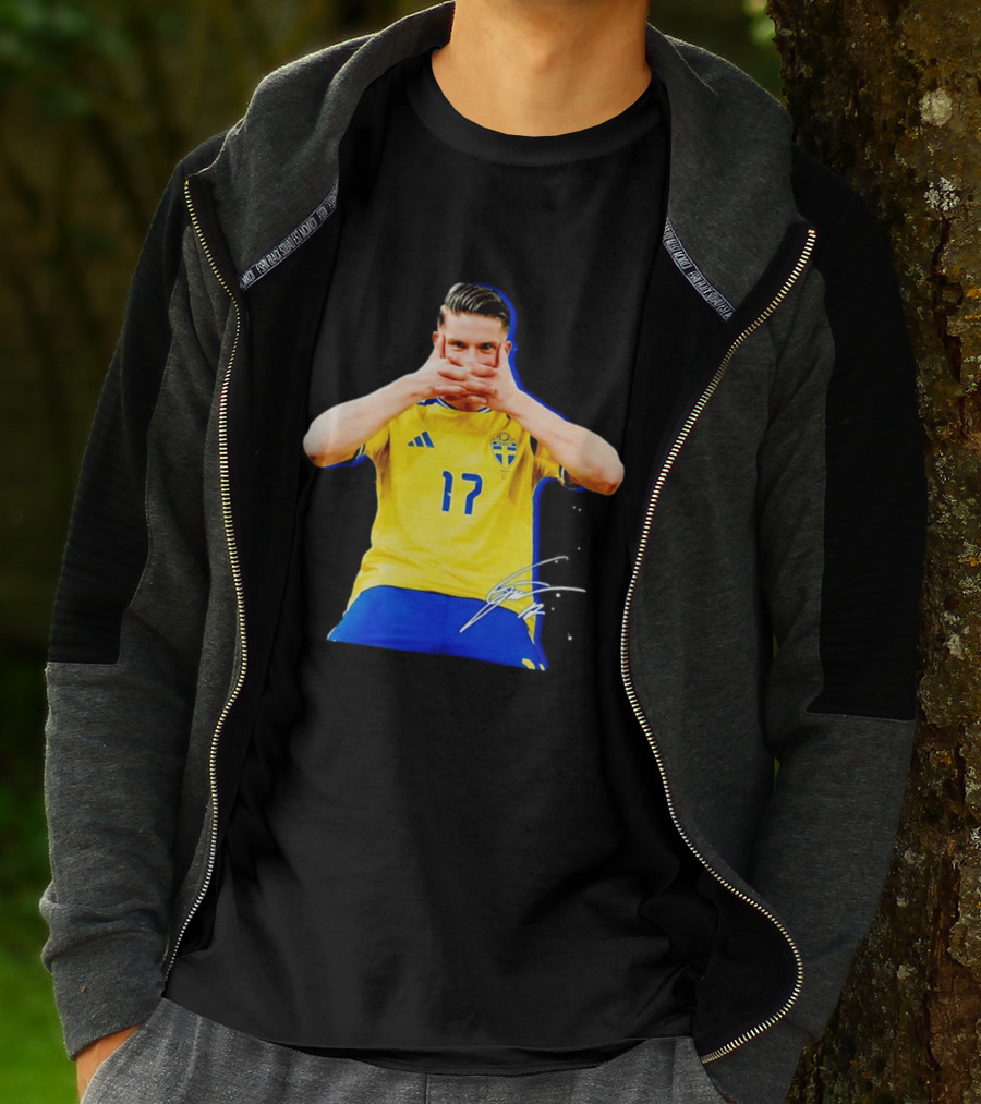 Viktor Gyokeres Sweden Number 17 Signature Gesture T-Shirt
