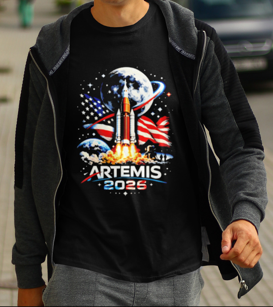 Artemis 2025 Rocket Launch USA Flag Moon Exploration T-Shirt