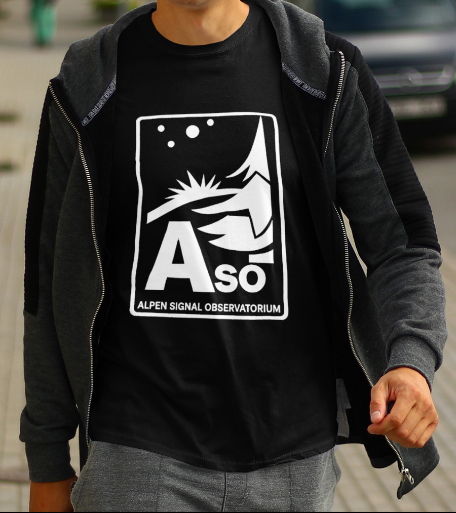 Aso Alpen Signal Observatorium Night Sky T-Shirt