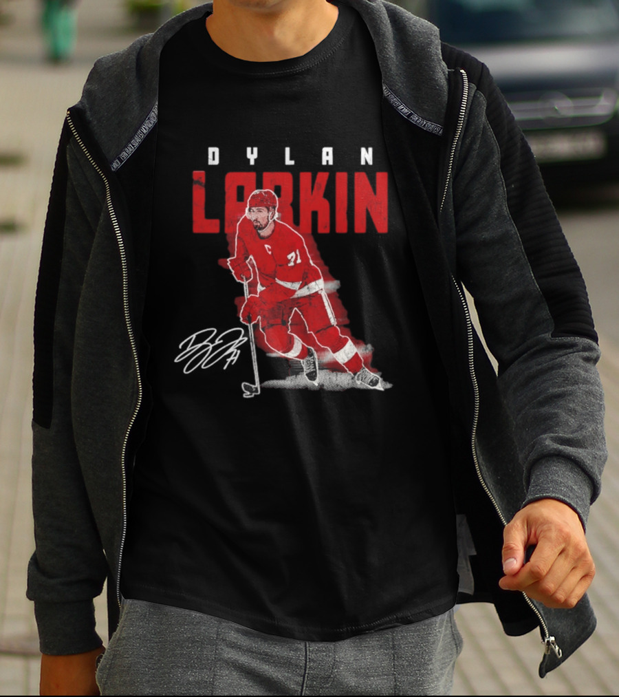 Dylan Larkin Detroit Red Wings Captain 71 T-Shirt