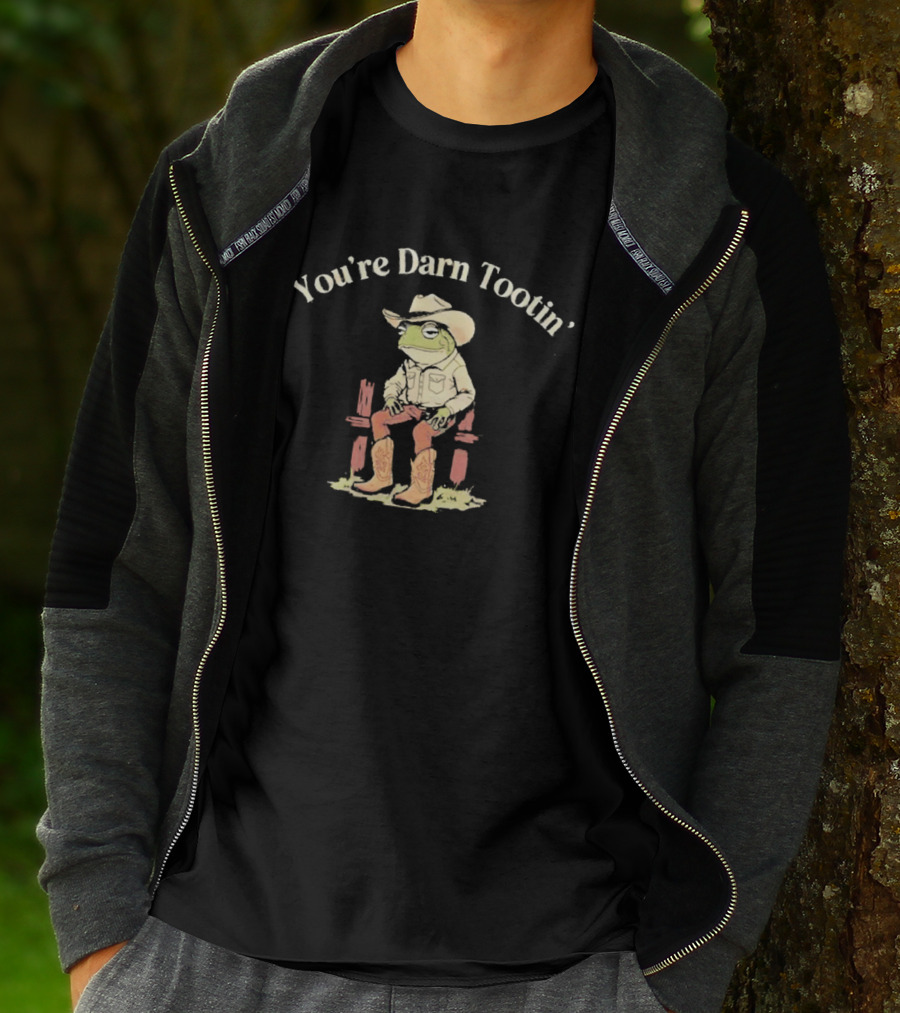You're Darn Tootin' Western Cowboy Frog Sitting On Fence T-Shirt