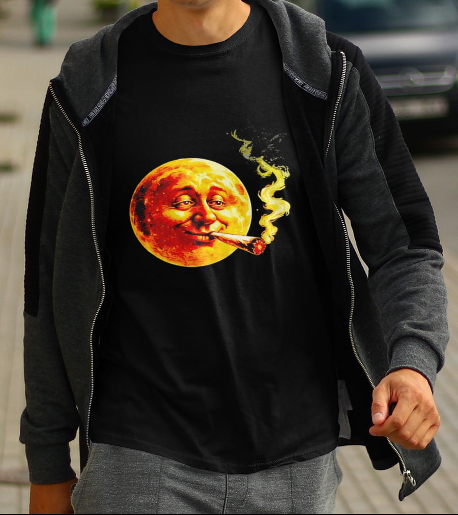 Moon Face Smoking Weed Blunt Lunar Smokers Club T-Shirt