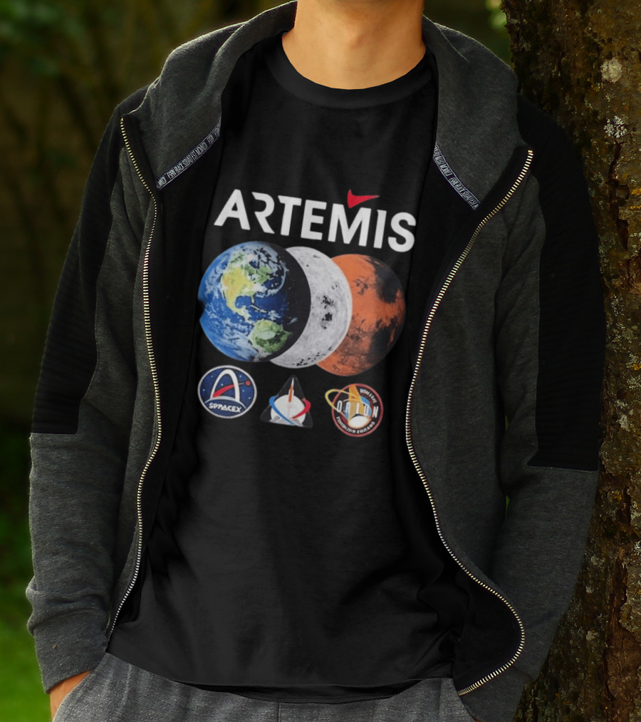 Artemis SpaceX Orion Mission Moon Earth Mars T-Shirt