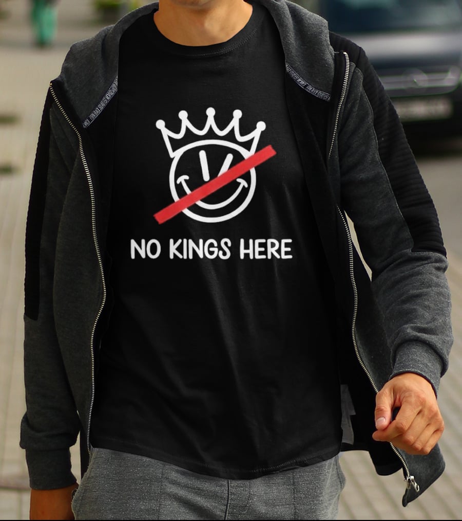 Eric Swalwell No Kings Here Smiley Crown Strikeout T-Shirt