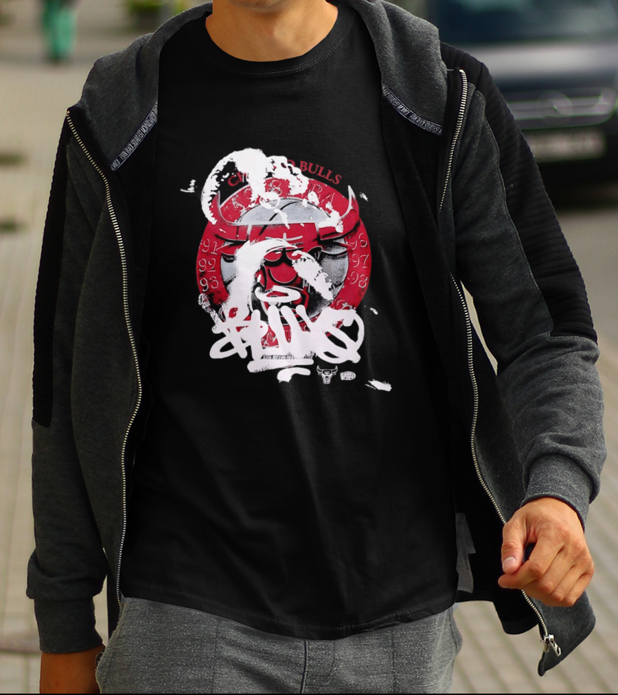 Chicago Bulls Dynasty Champions 91 92 93 96 97 98 T-Shirt