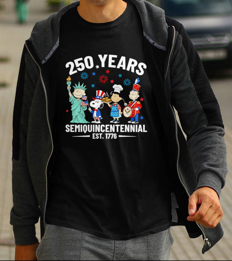 Peanuts Characters Celebrating 250 Years American Semiquincentennial Est 1776 T-Shirt