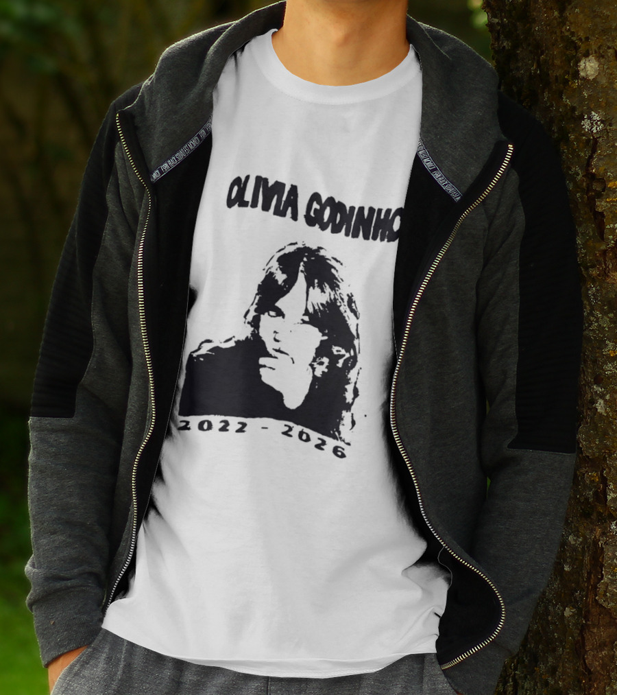 Olivia Godinho 2022 2026 T-Shirt