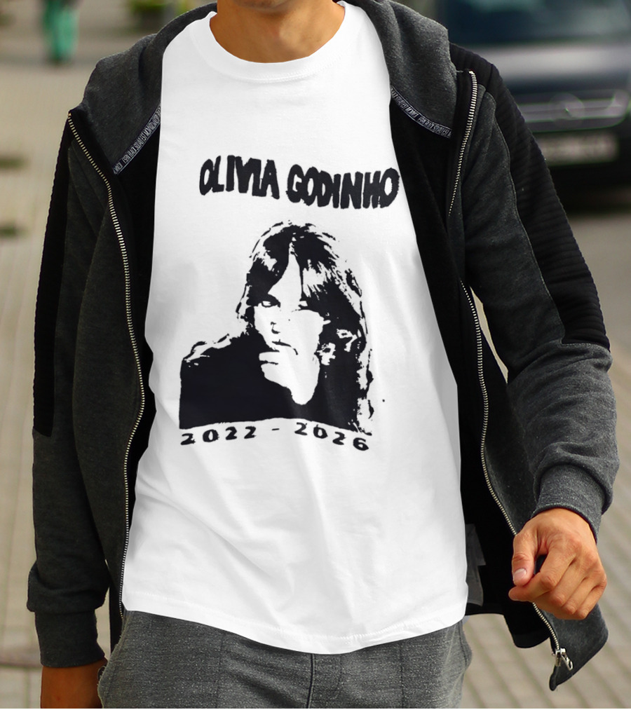 Olivia Godinho 2022 2026 T-Shirt