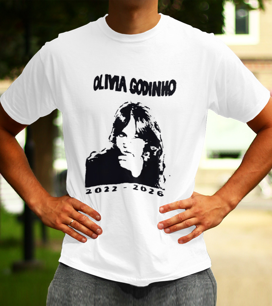 Olivia Godinho 2022 2026 T-Shirt