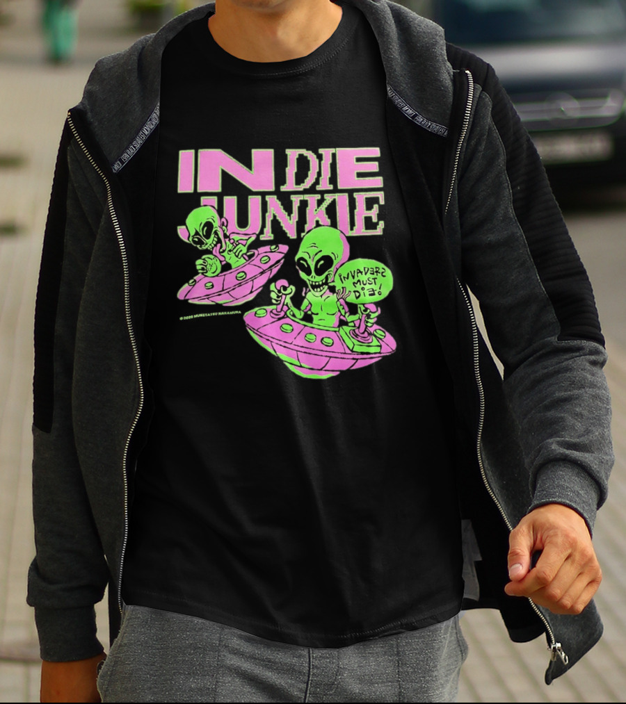 Indie Junkie Alien UFO Invaderz Must Die T-Shirt