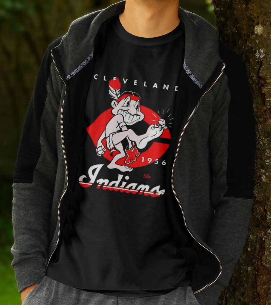 Cleveland Indians 1956 Retro Logo Vintage Sports Memorabilia T-Shirt