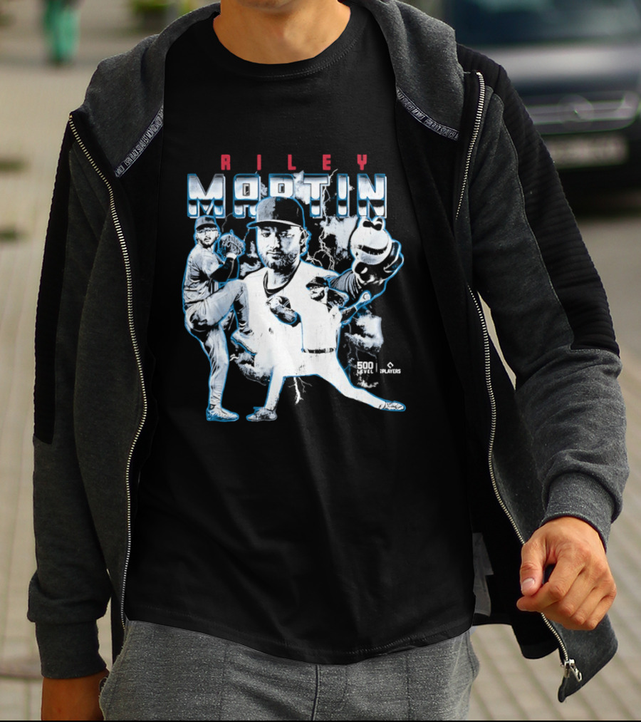 Riley Martin Chicago Cubs MLB Lightning Pitcher Action Scene T-Shirt