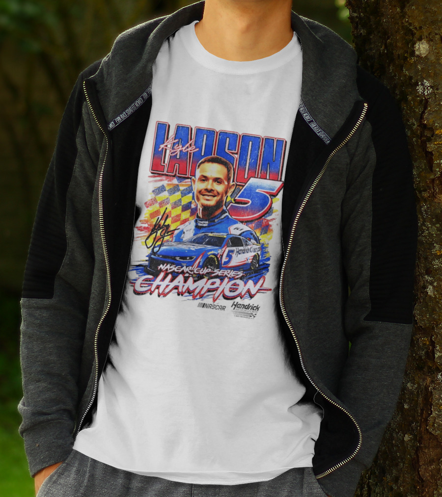 Kyle Larson NASCAR Cup Series Champion Number 5 Hendrick Motorsports Signature T-Shirt
