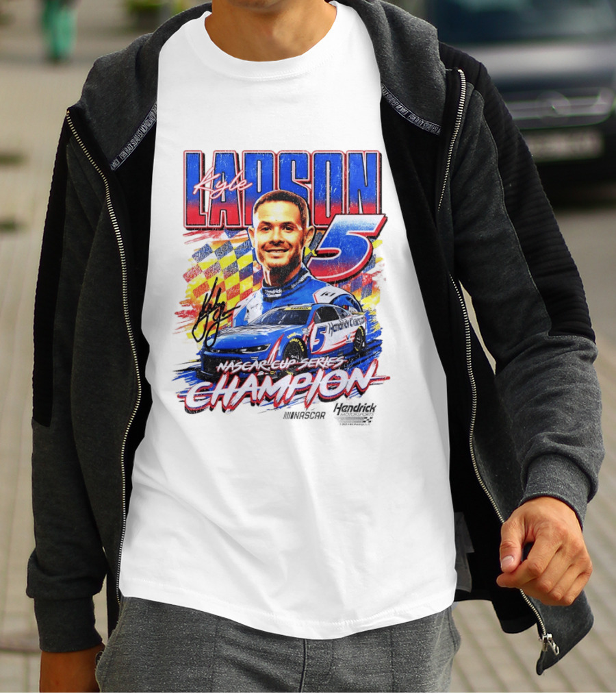 Kyle Larson NASCAR Cup Series Champion Number 5 Hendrick Motorsports Signature T-Shirt