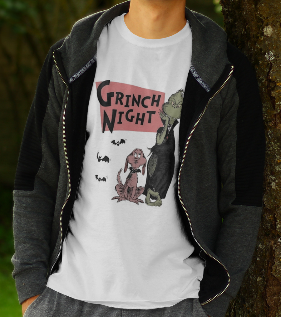 Grinch And Max Halloween Night Spooky Scene T-Shirt