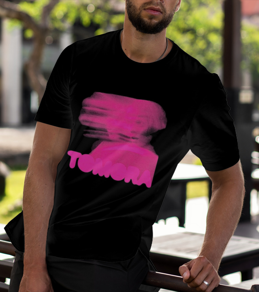 TOMORA Pink Blurred Portrait Friendly Companion T-Shirt