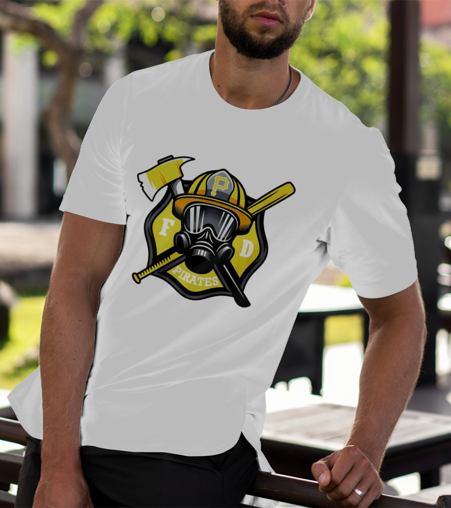 Pittsburgh Pirates Firefighter Helmet Ax FD Spirit T-Shirt