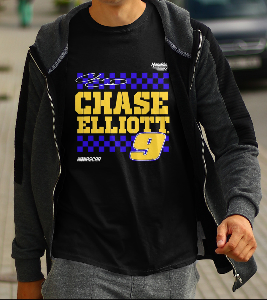 Chase Elliott 9 NASCAR Hendrick Motorsports Vive La Fete Autographed T-Shirt