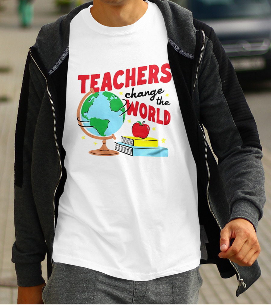 Teachers Change The World Globe Book Apple T-Shirt