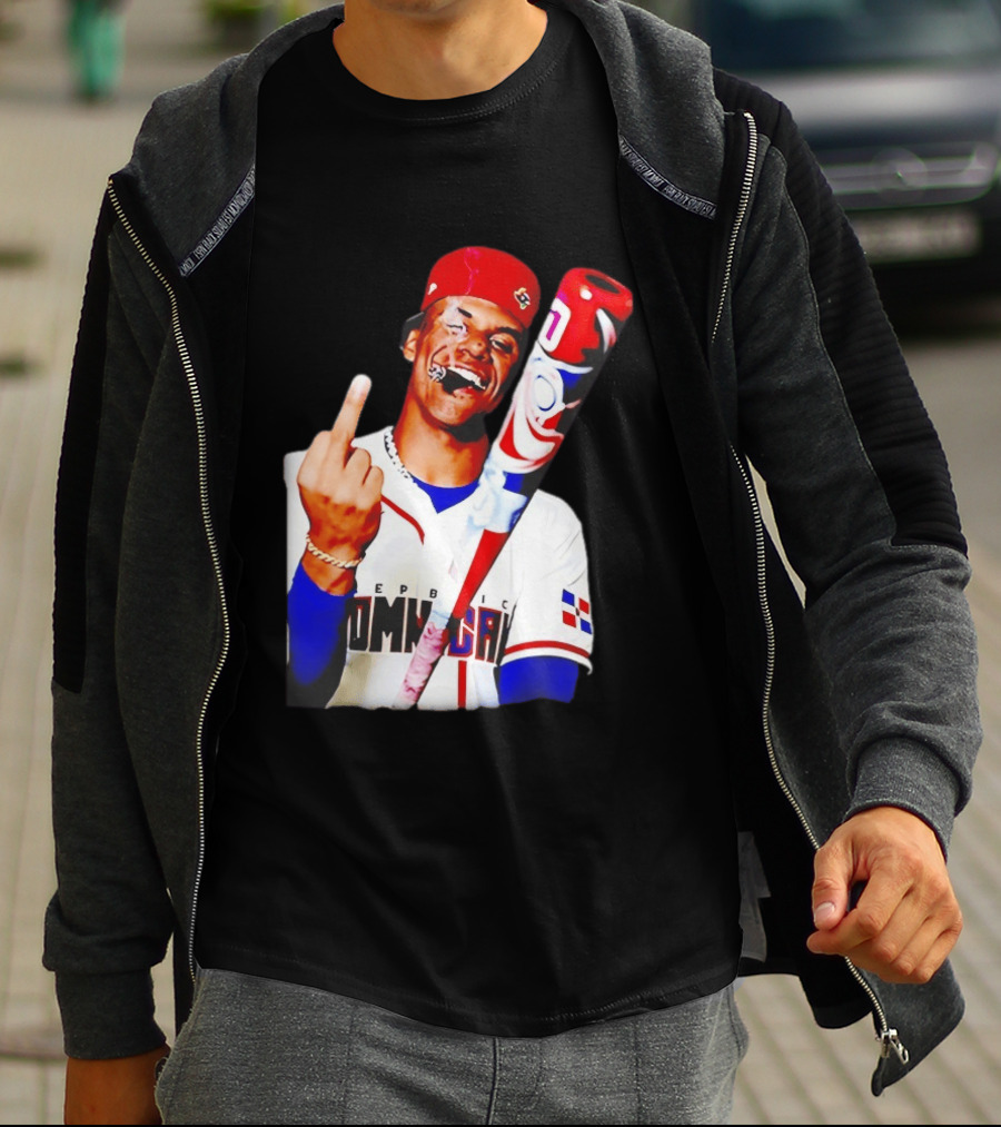 Juan Soto Dominican Republic Baseball Smoking Gesture Middle Finger T-Shirt