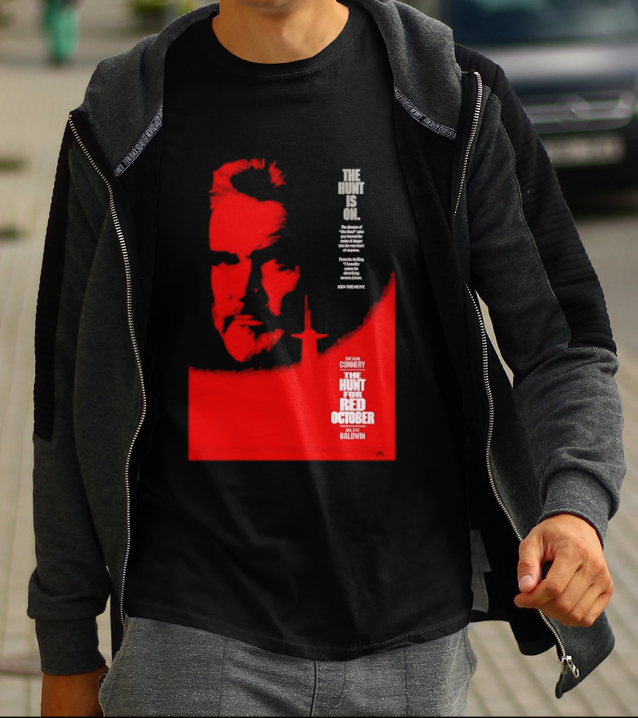 The Hunt Is On For The Hunt For Red October 1990 Movie Sean Connery Alec Baldwin T-Shirt