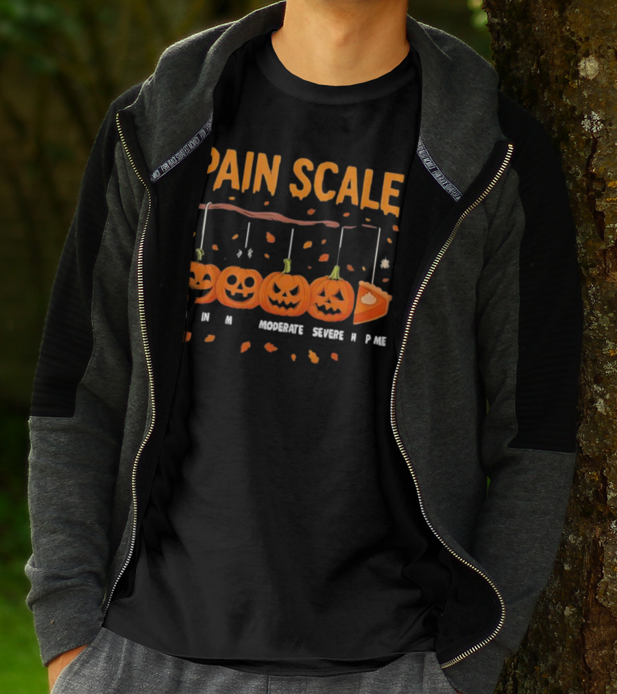 Pain Scale No Mild Moderate Severe Pie Pumpkin Halloween T-Shirt