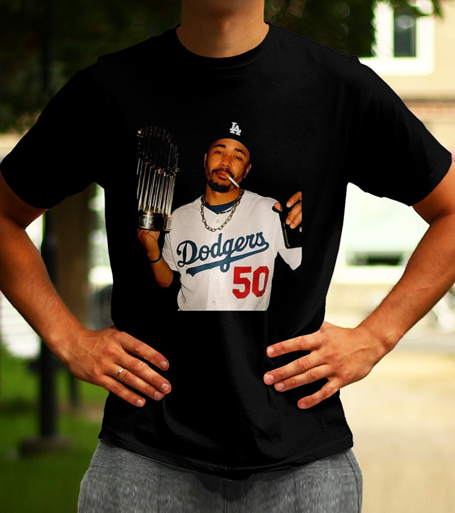 Mookie Betts Dodgers 2025 World Series Champions Celebration Smoking Topps T-Shirt