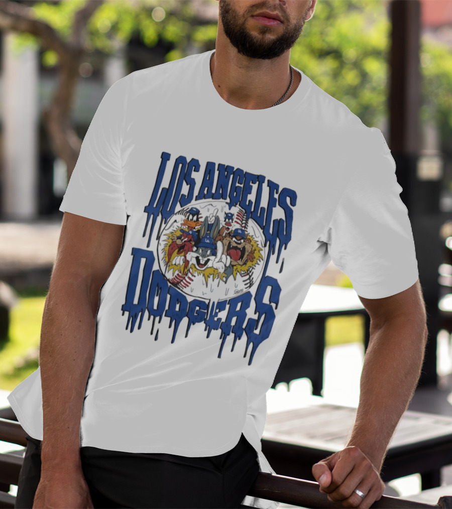 Los Angeles Dodgers Looney Tunes Dripping Vintage Style T-Shirt