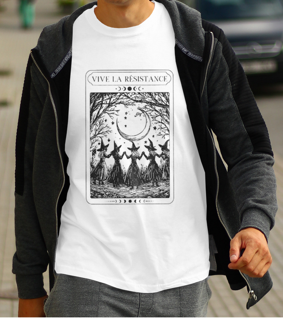 Vive La Resistance Crescent Moon Witches Tarot Card Halloween Feminist Anti Patriarchy T-Shirt