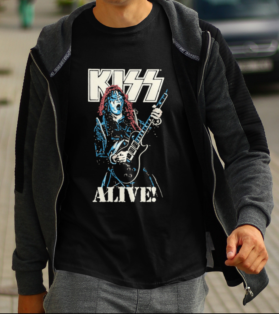 KISS Alive Spaceman Guitarist Retro Style T-Shirt
