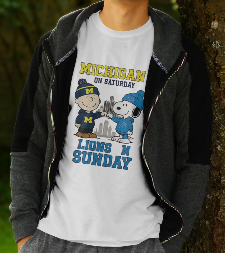 Michigan Wolverines On Saturday Charlie Brown And Snoopy Lions On Sunday T-Shirt