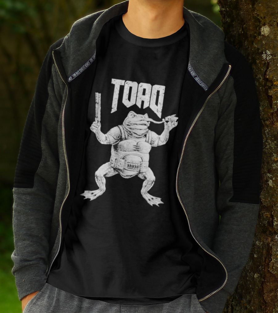Toad Frog Warrior With Gun And Sword T-Shirt