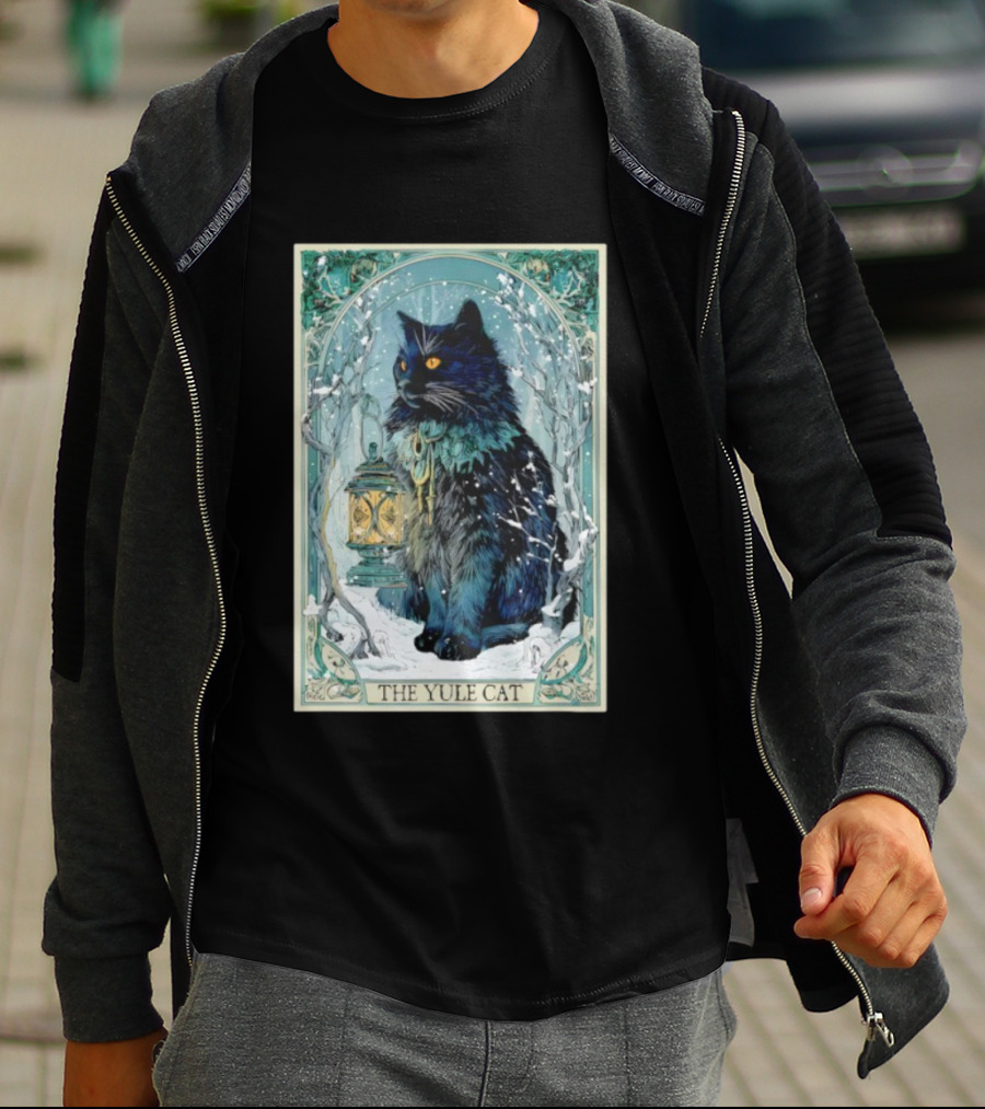 Creepmas Vintage The Yule Cat Tarot Card Lantern Snowy Dark Christmas T-Shirt