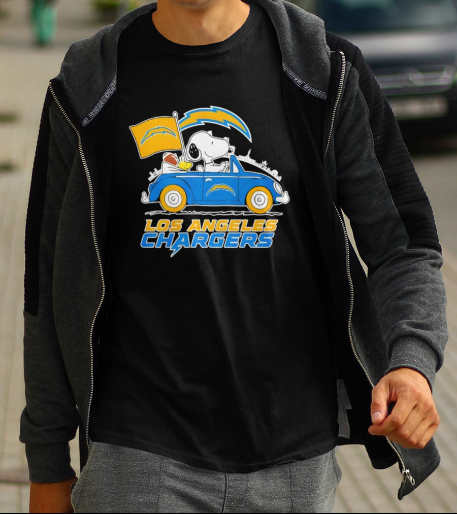 Los Angeles Chargers Snoopy Woodstock Driving Car Peanuts NFL Logo T-Shirt