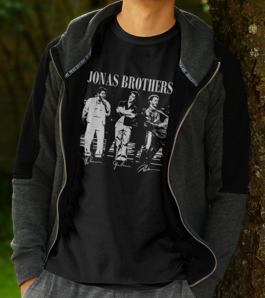 Jonas Brothers Vintage Tour 20th 2025 Signature Music T-Shirt