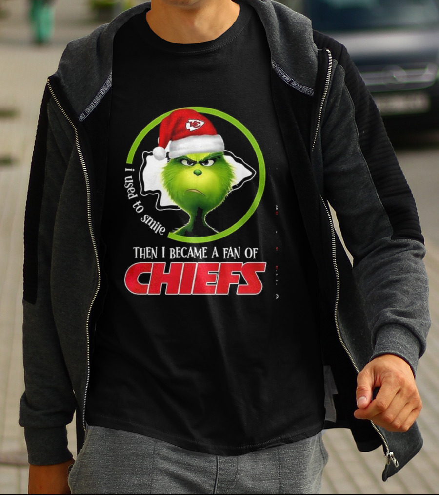 Grinch I Used To Smile Then I Became A Fan Of Chiefs Santa Hat T-Shirt