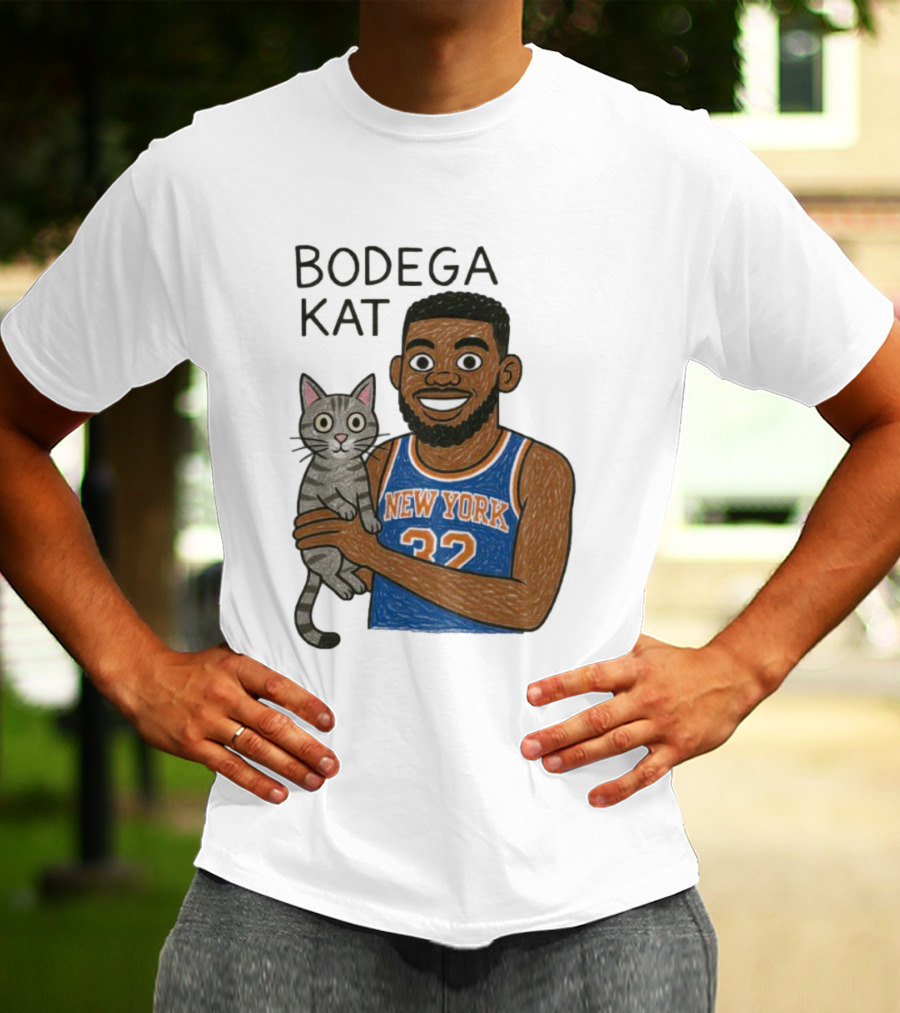 Bodega Kat New York 32 Basketball Fan Art T-Shirt
